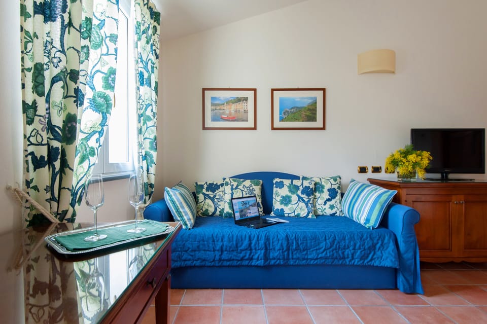 Superior Double Room, Hill View | Premium bedding, down comforters, minibar, in-room safe