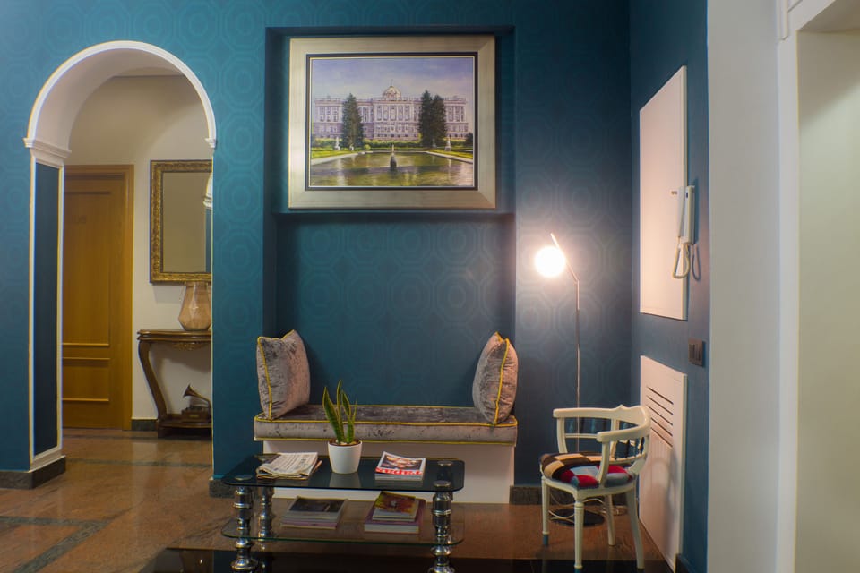 Check-in/check-out kiosk