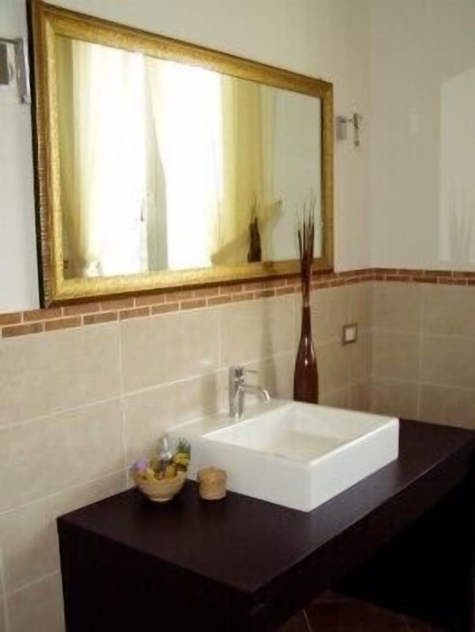 Double or Twin Room | Bathroom sink