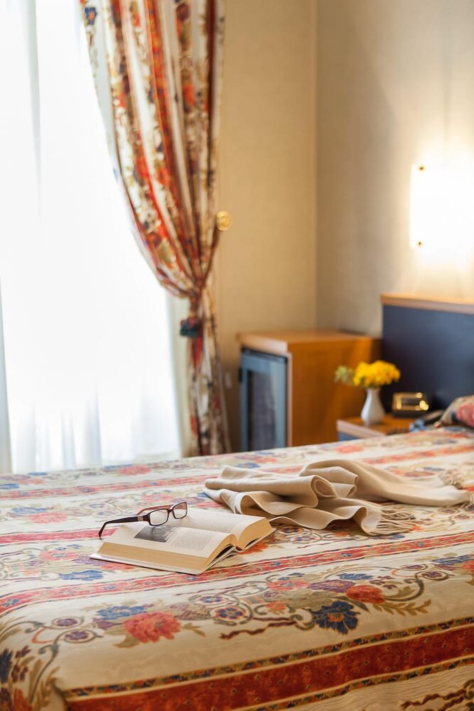 Minibar, desk, soundproofing, free WiFi