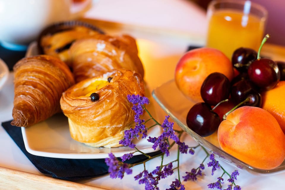 Daily continental breakfast for a fee