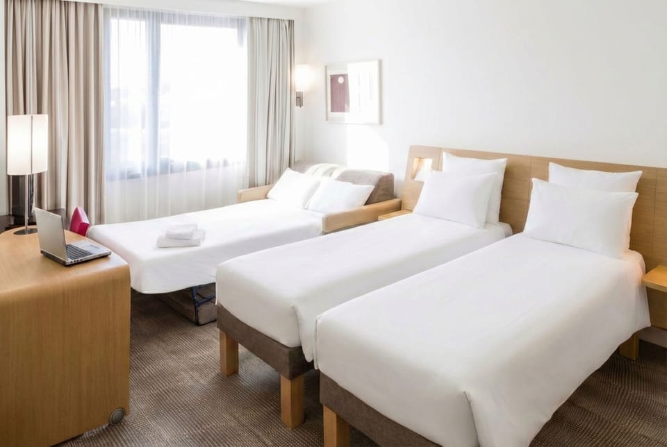 Classic Room, Multiple Beds | 1 bedroom, memory foam beds, in-room safe, desk