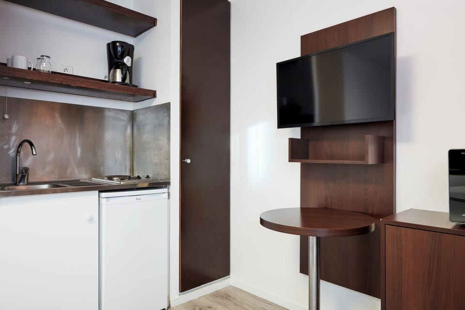 Private kitchenette