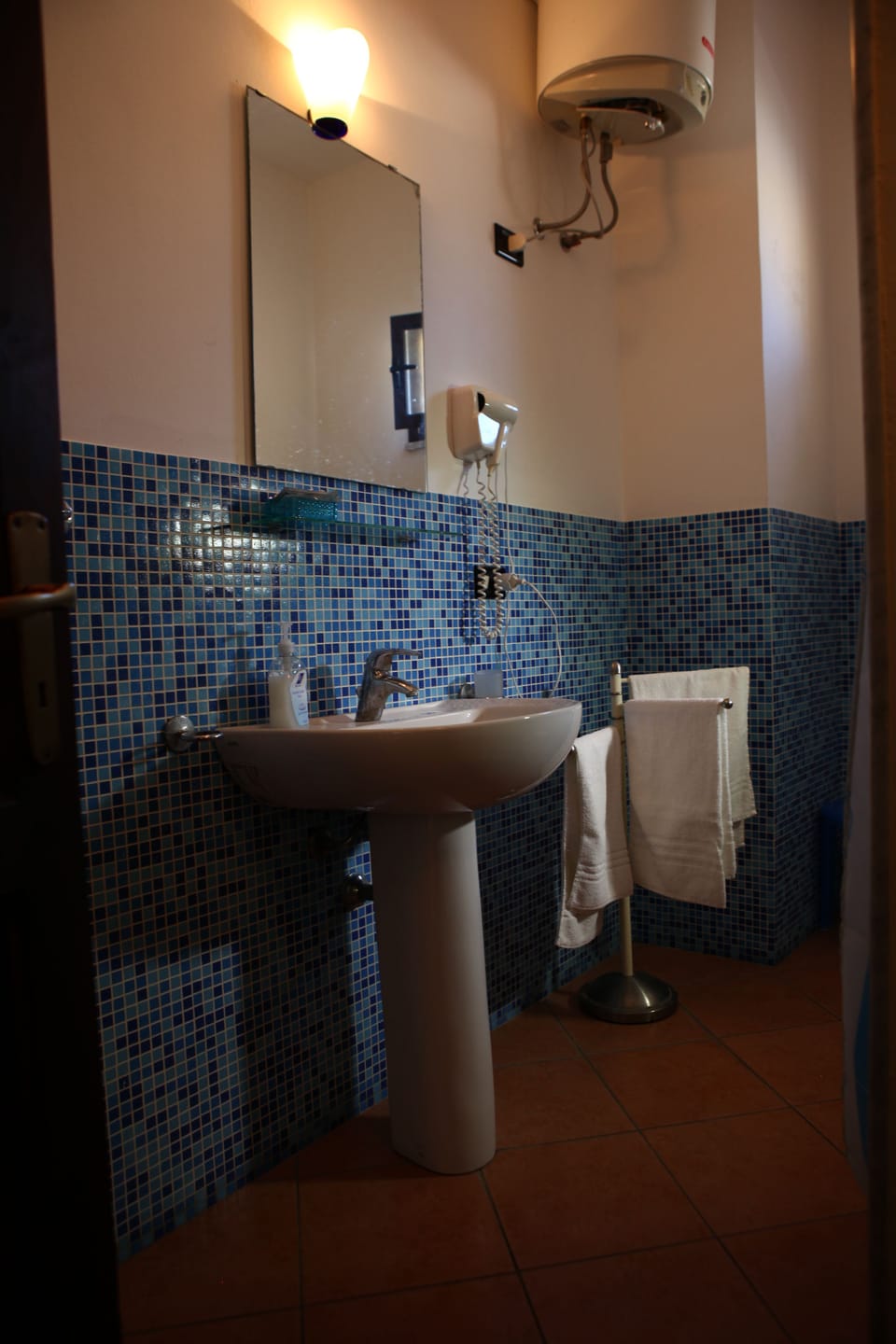 Family Room, Private Bathroom | Bathroom | Shower, hair dryer, bathrobes, bidet