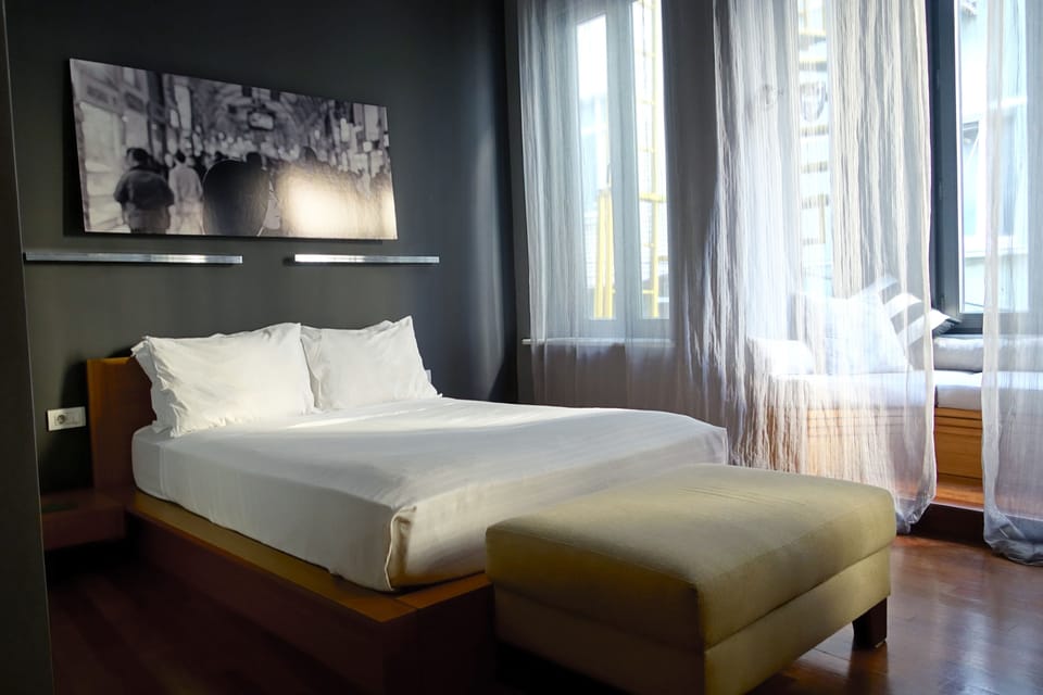 Loft w/ Alcove | Hypo-allergenic bedding, down comforters, in-room safe, desk