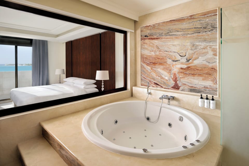 Royal Suite, 1 Twin Bed | Premium bedding, minibar, in-room safe, desk