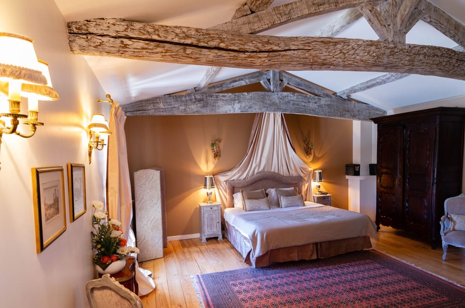 Superior Double Room | Premium bedding, individually decorated, desk, soundproofing