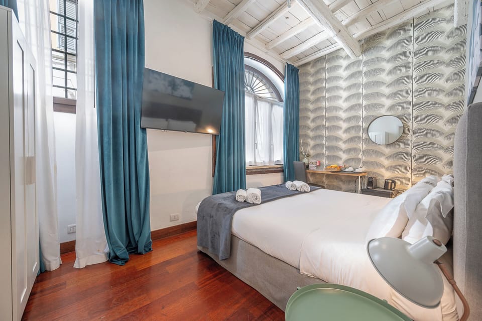 Standard Double or Twin Room | Premium bedding, minibar, in-room safe, desk