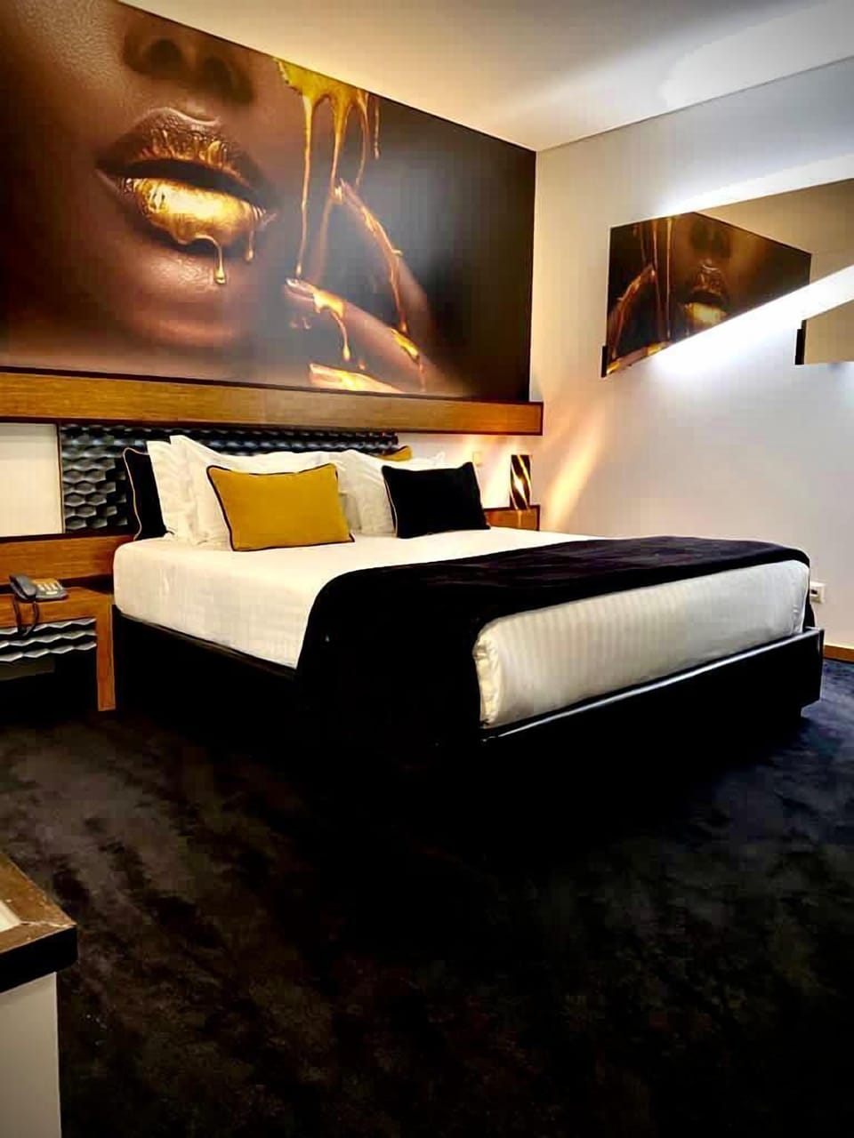 Junior Suite (Spa Access) | Minibar, in-room safe, desk, soundproofing