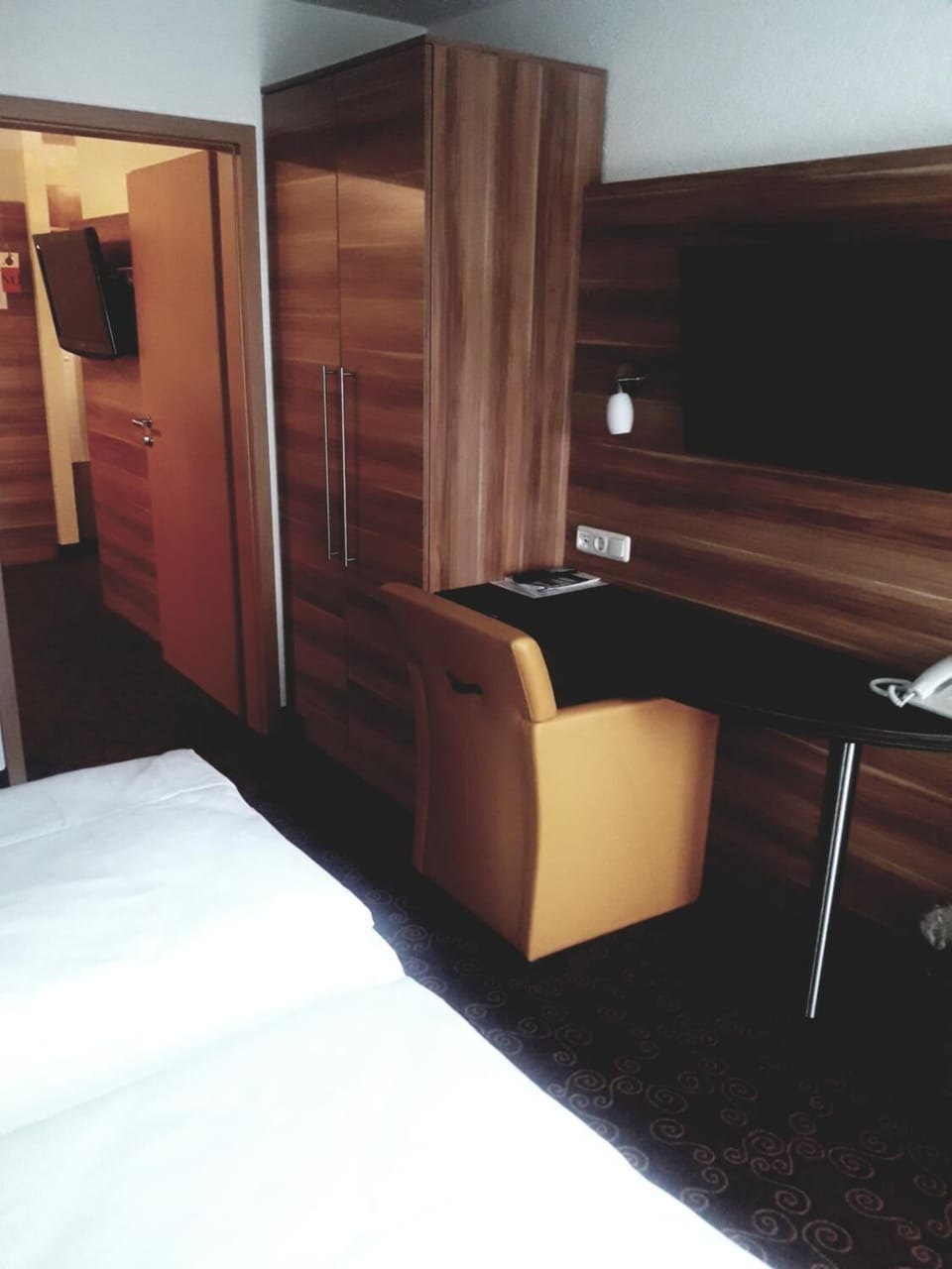 Desk, iron/ironing board, cribs/infant beds, rollaway beds