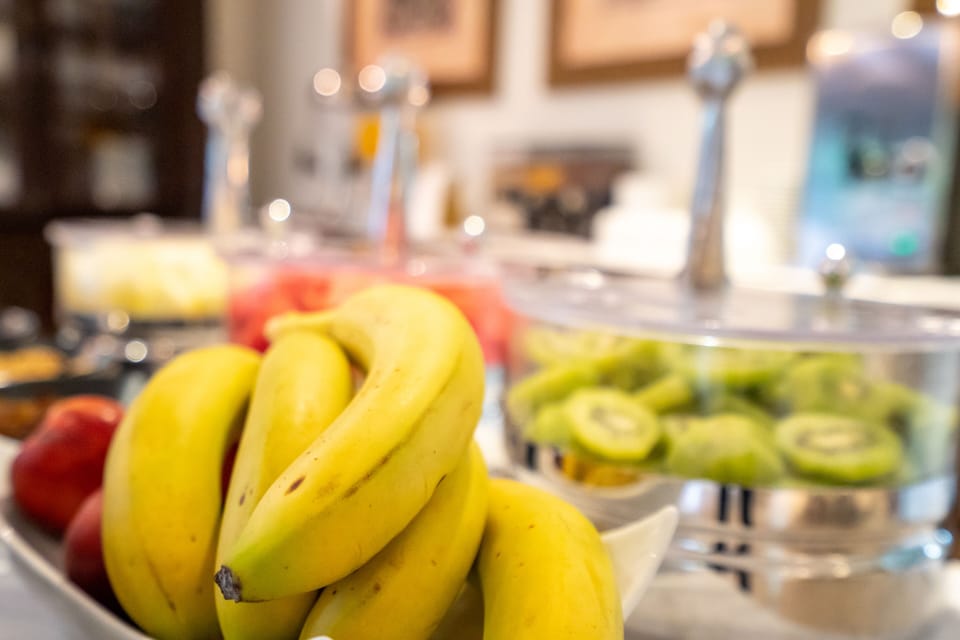Daily buffet breakfast for a fee