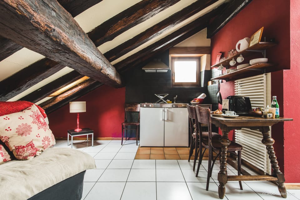 Quadruple Room | Individually decorated, individually furnished, soundproofing, free WiFi