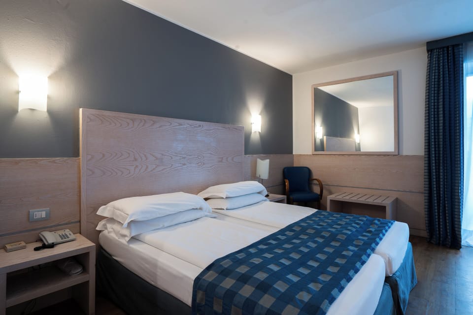 Minibar, in-room safe, blackout drapes, free WiFi