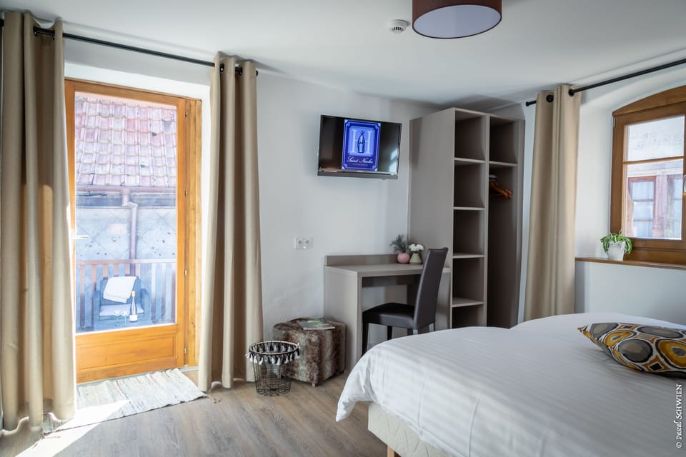 Privilege Room With Terrace | Premium bedding, WiFi (free), individually decorated