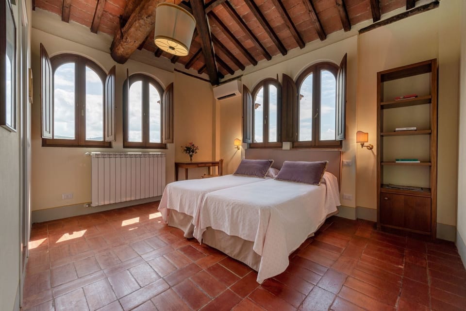 Apartment, 3 Bedroom 150m From Villa Le Barone | Premium bedding, minibar, in-room safe, individually decorated