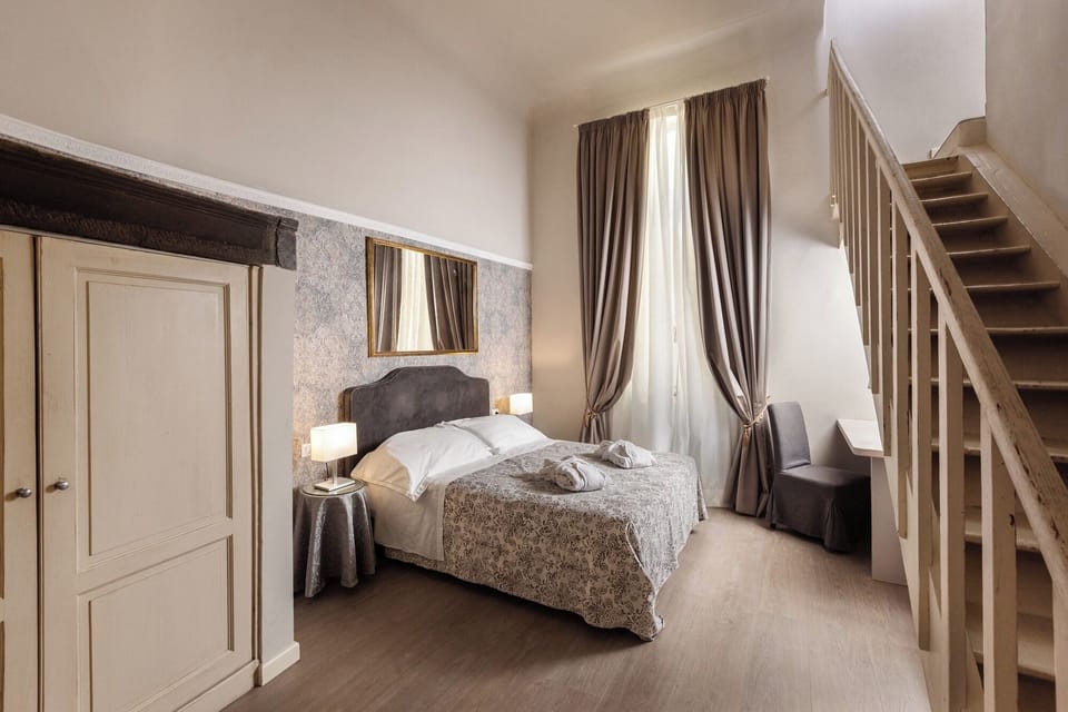 Superior Room, 1 Double Bed (Guelfa Annex) | Down comforters, in-room safe, soundproofing, free WiFi