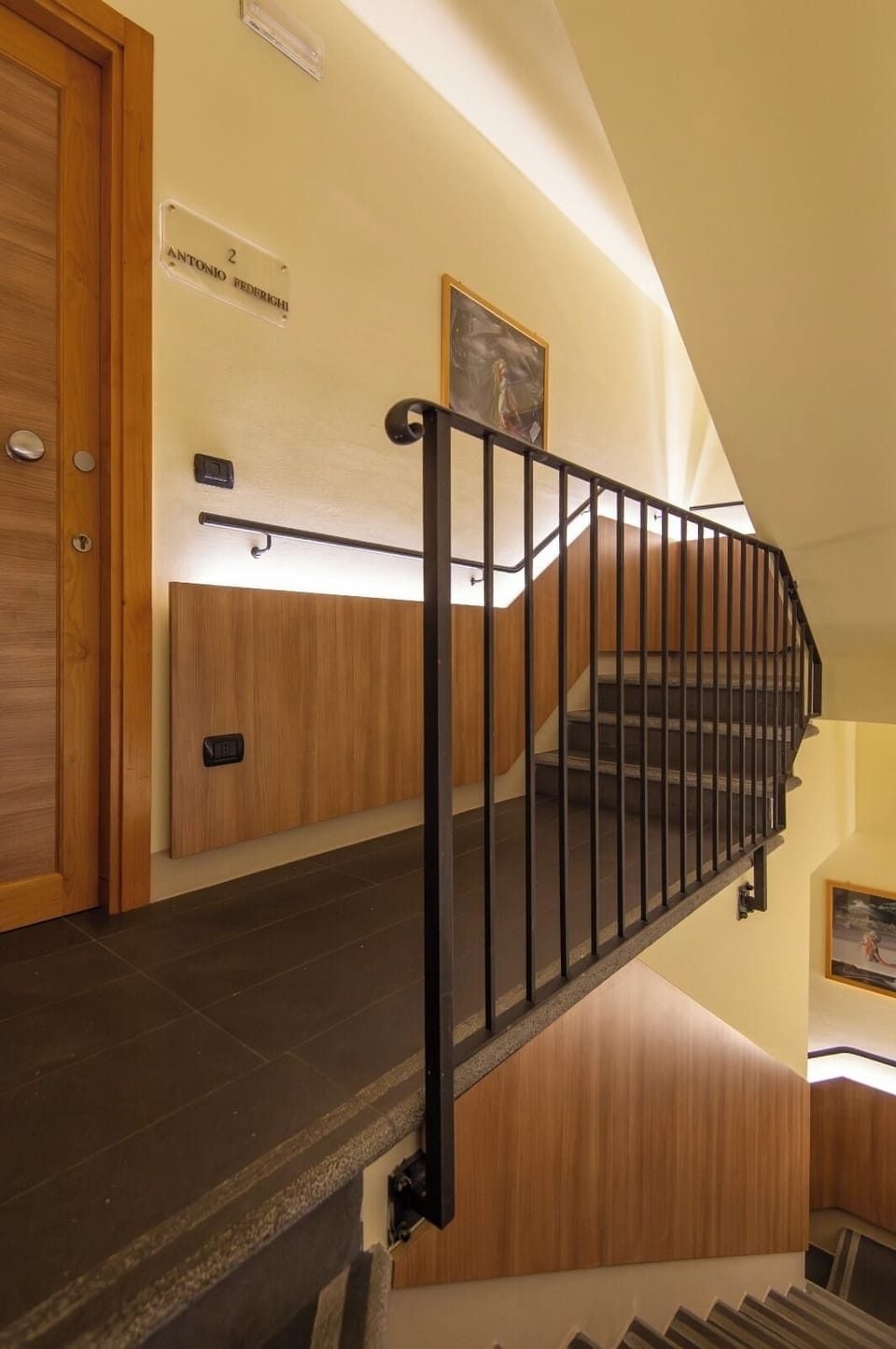 Double Room, Annex Building | Minibar, in-room safe, desk, blackout drapes