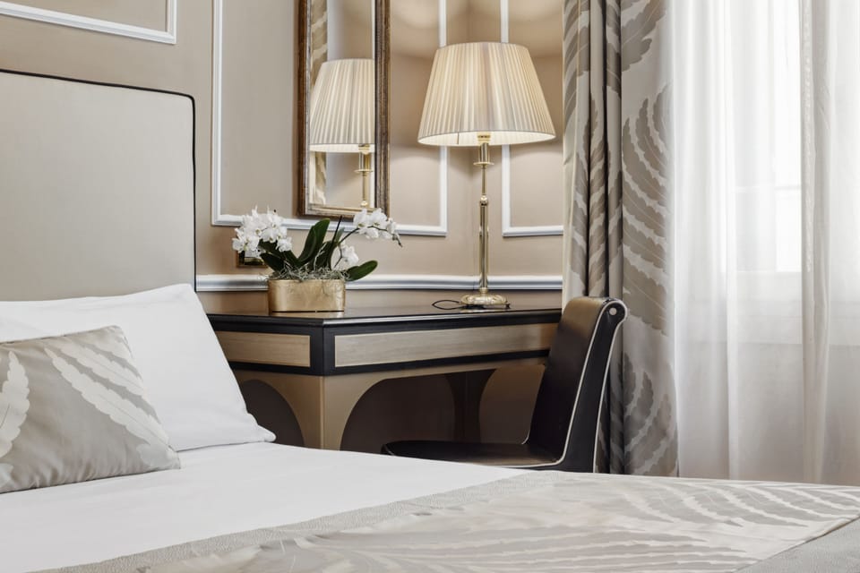 Down comforters, minibar, in-room safe, desk