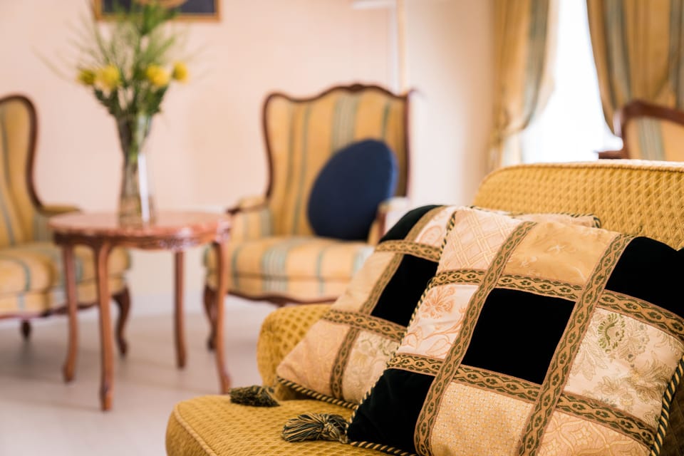 Minibar, in-room safe, blackout drapes, soundproofing