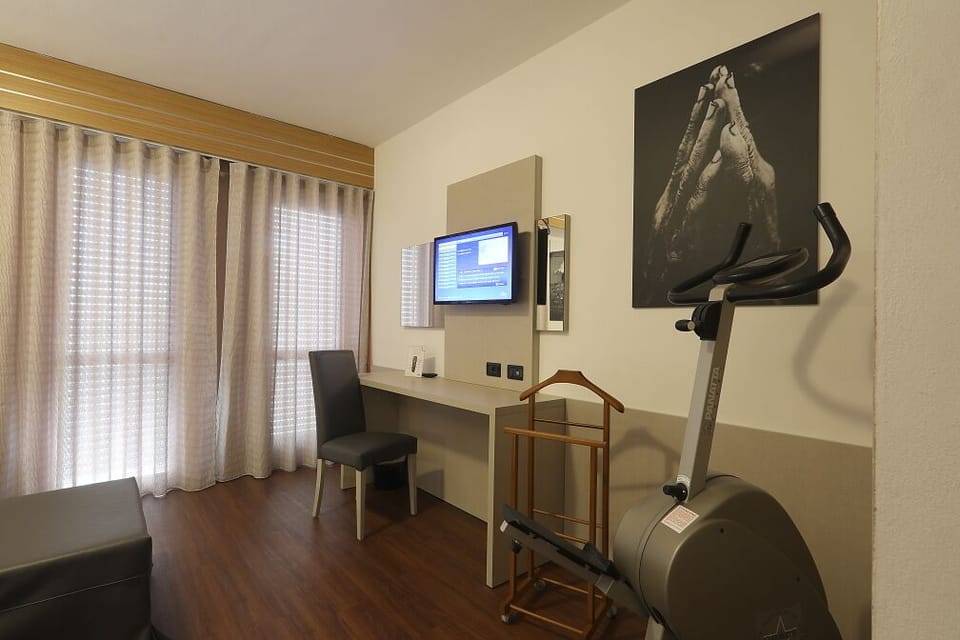 Superior Double or Twin Room | Television