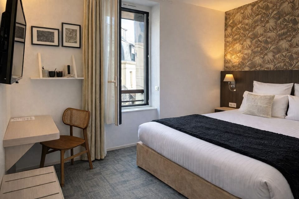 Superior Room | Premium bedding, pillowtop beds, in-room safe, desk