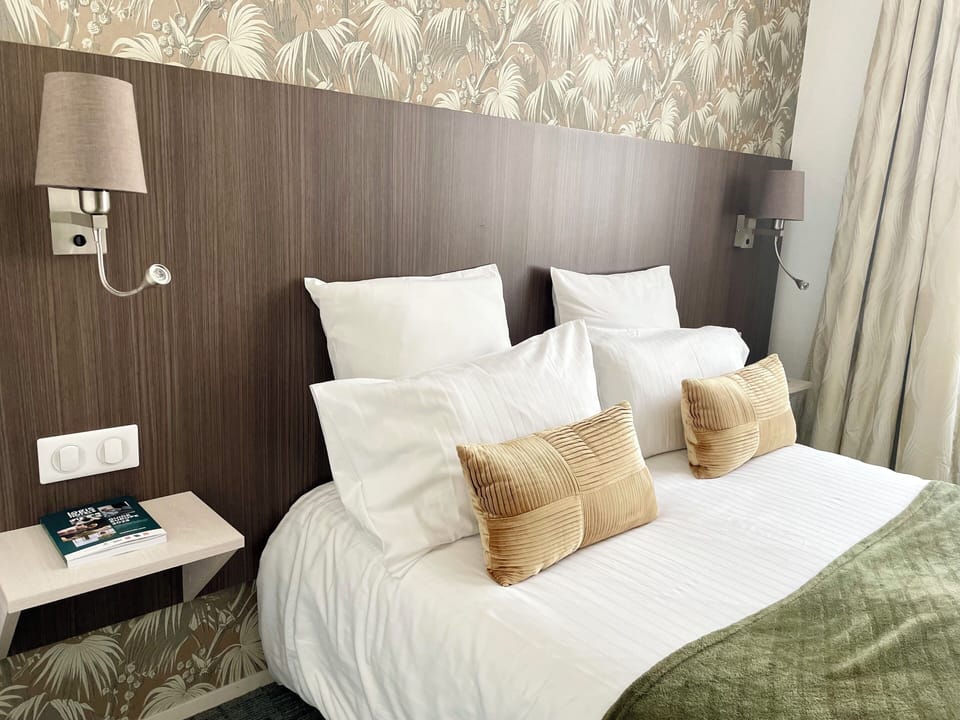 Basic Double Room | Premium bedding, pillowtop beds, in-room safe, desk