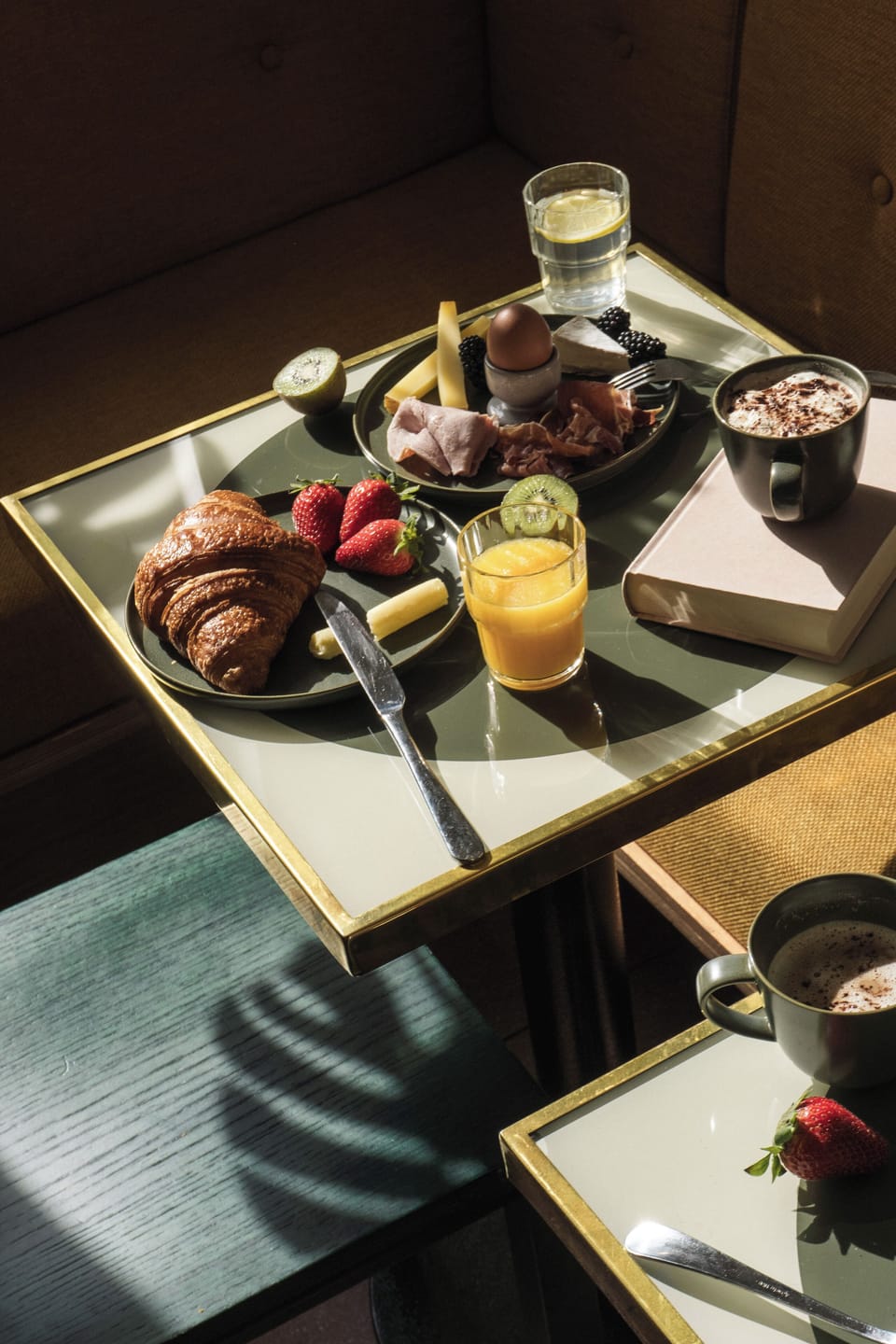 Daily buffet breakfast for a fee