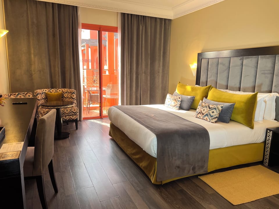 Premium bedding, minibar, in-room safe, desk
