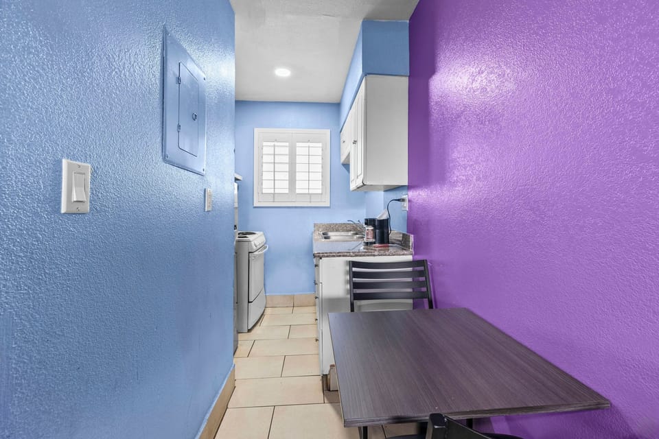 Executive Single Room, 1 Bedroom, Smoking | Desk, free WiFi, bed sheets, wheelchair access