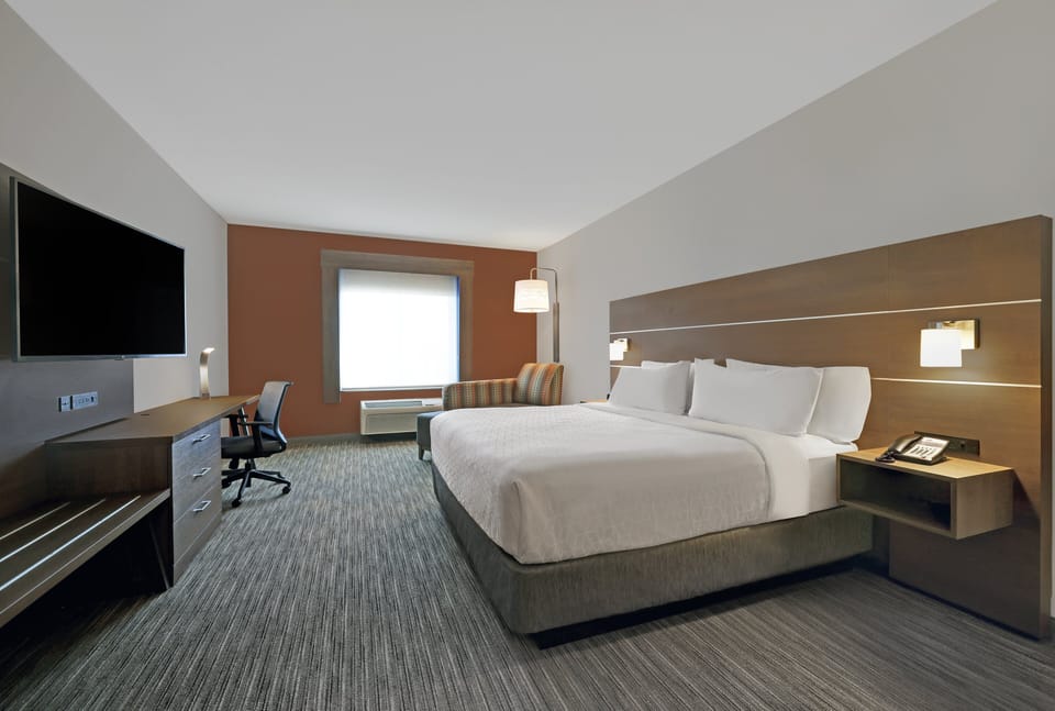 In-room safe, desk, laptop workspace, blackout drapes