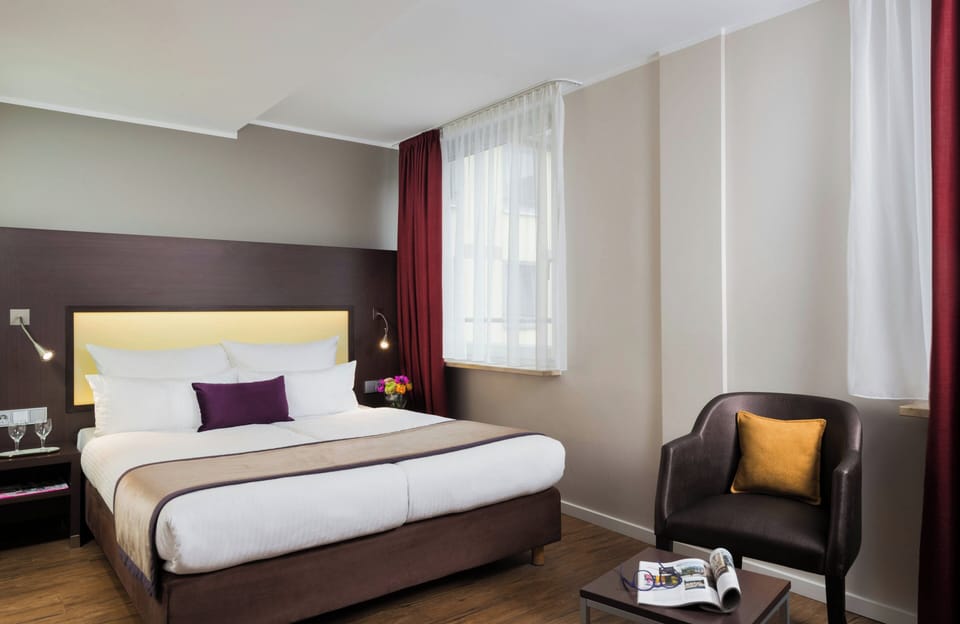 Comfort Room | In-room safe, desk, blackout drapes, soundproofing