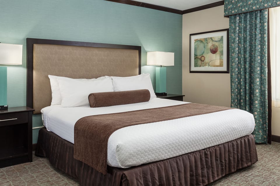 Desk, blackout drapes, iron/ironing board, free WiFi