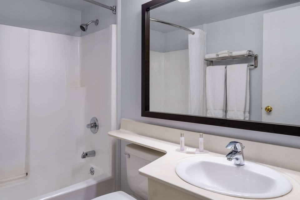 Travelodge Suites by Wyndham Saint John Hotel in Saint John