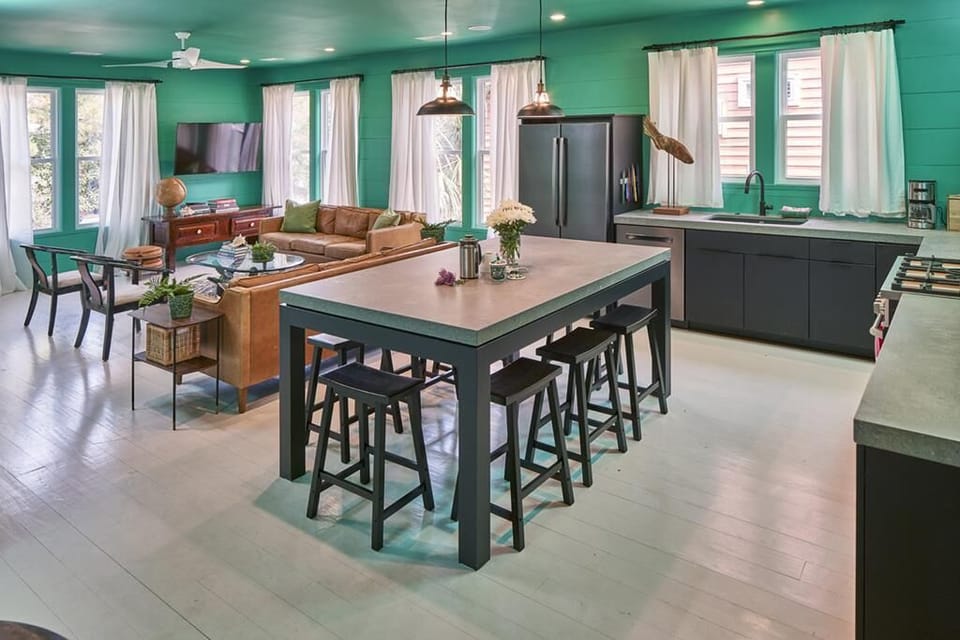 Kitchen & Living Room