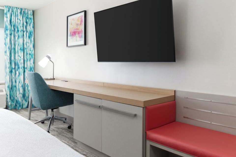 Room, 2 Queen Beds | Premium bedding, pillowtop beds, in-room safe, desk
