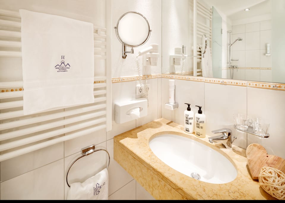 Standard Double Room, Mountain View | Bathroom | Shower, hair dryer, bathrobes, towels