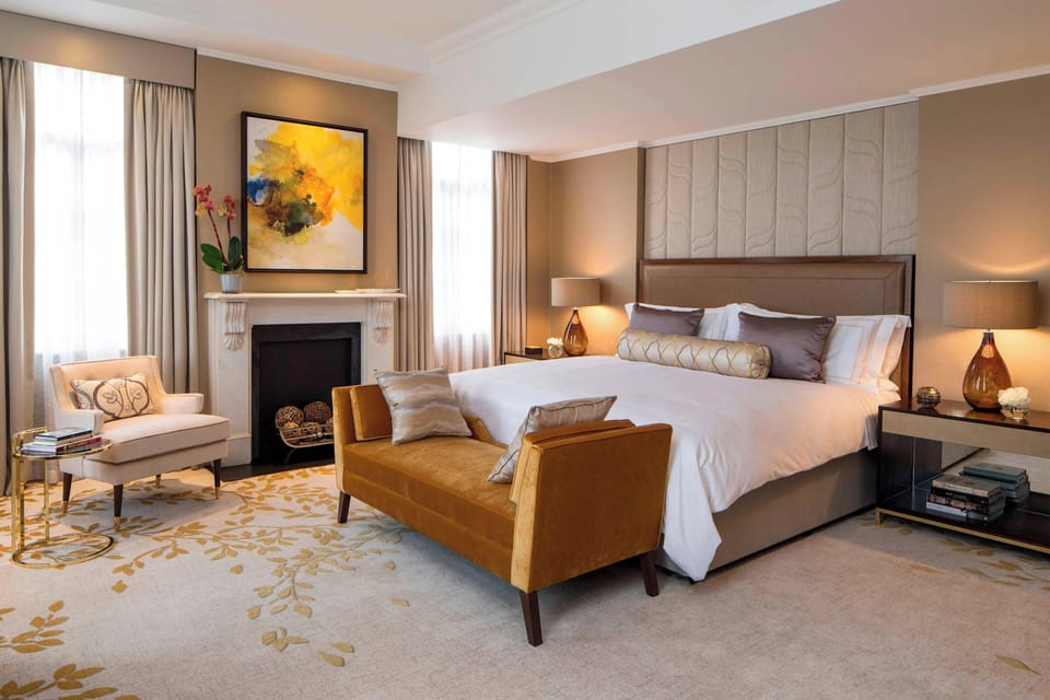 Royal Suite, 1 Bedroom | Pillowtop beds, minibar, in-room safe, individually furnished