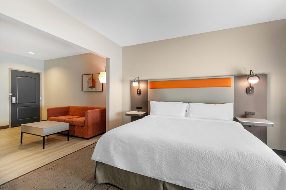 Suite, 1 King Bed, Accessible (Mobility Accessible, Communications) | Desk, blackout drapes, iron/ironing board, WiFi (free)