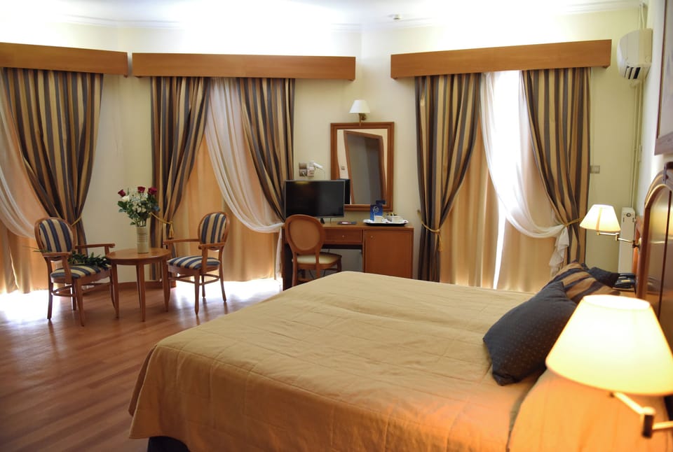 Soundproofing, iron/ironing board, WiFi, alarm clocks