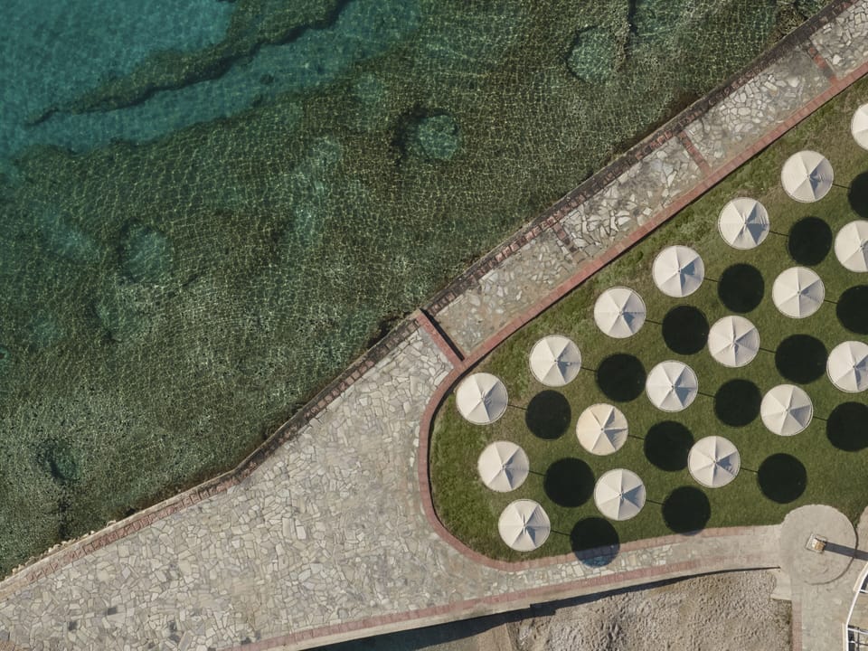 Private beach, sun loungers, beach umbrellas, beach towels