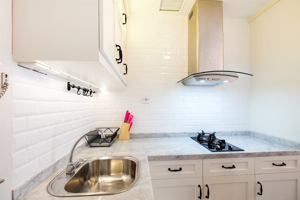 Standard Studio | Private kitchenette