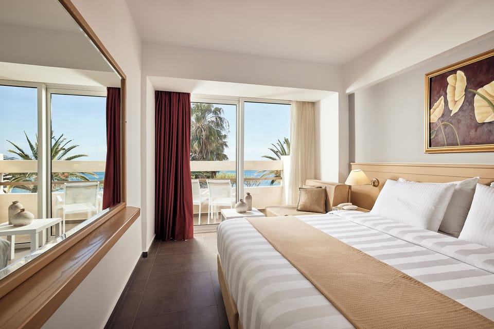 Double Room, Sea View | Free WiFi, bed sheets