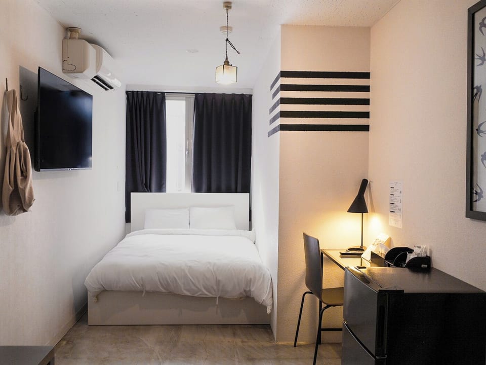 #02 Double Room (Shared Shower Room & Toilet) | Desk, iron/ironing board, free WiFi, bed sheets
