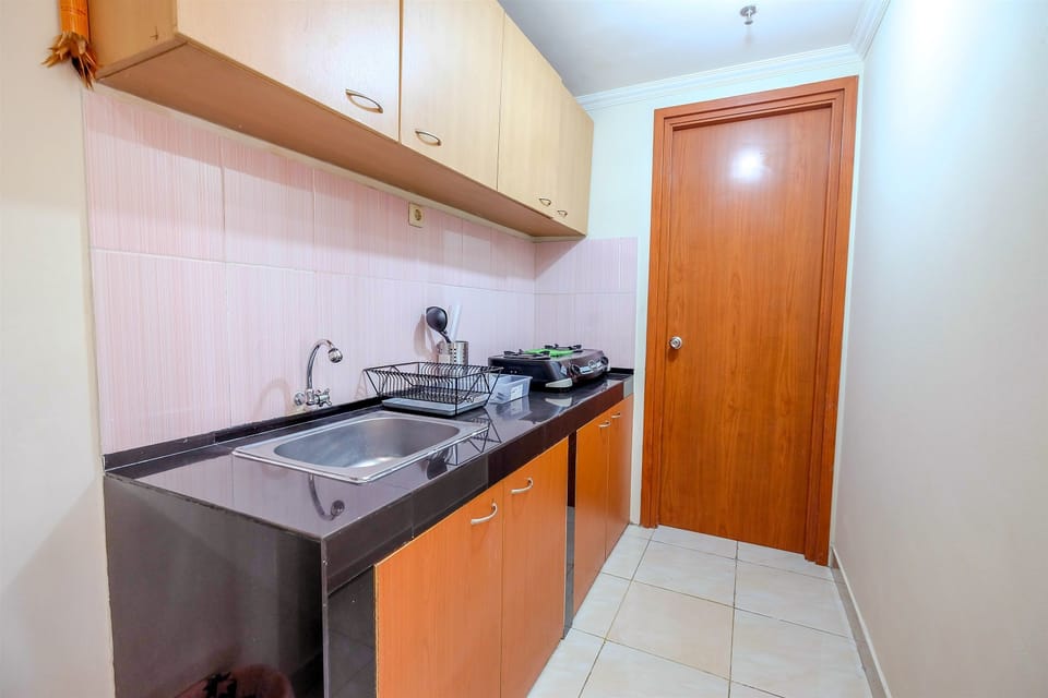 Standard Apartment, 2 Bedrooms | Private kitchenette | Full-size fridge, stovetop, electric kettle, rice cooker