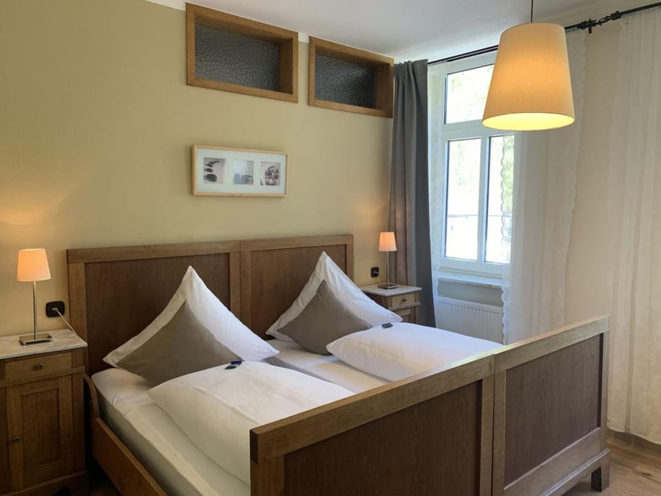 Standard Double Room, 2 Twin Beds | Premium bedding, individually decorated, blackout drapes, soundproofing