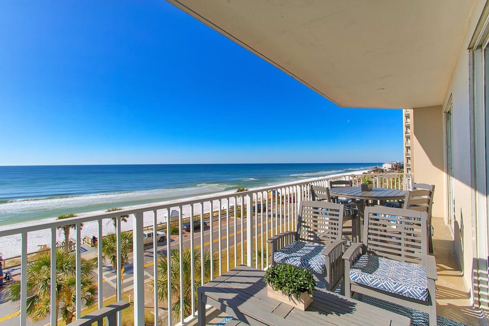 Majestic Sun 411A Balcony