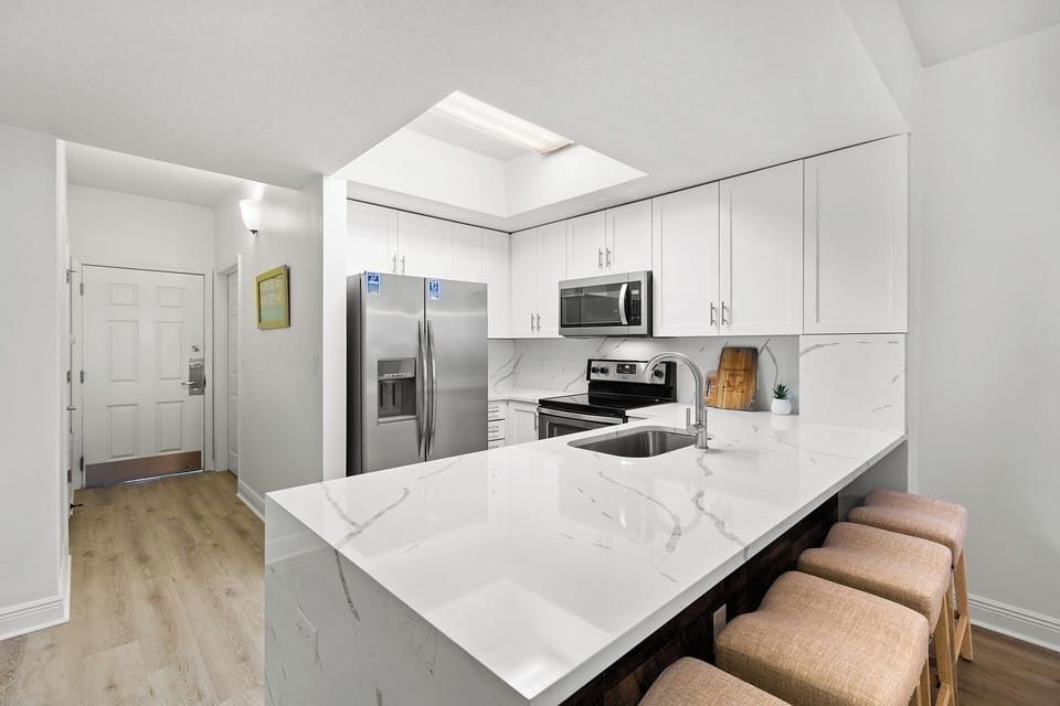 Ariel Dunes I 1902 Kitchen