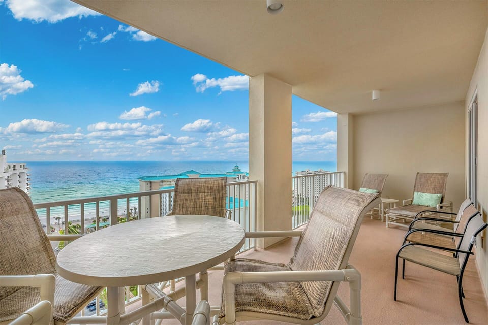 Ariel Dunes I 1902 Balcony