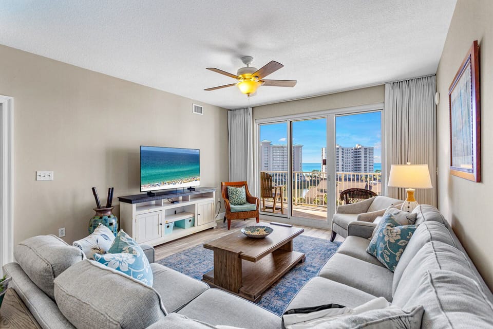 Ariel Dunes II 707 Living Room Alt