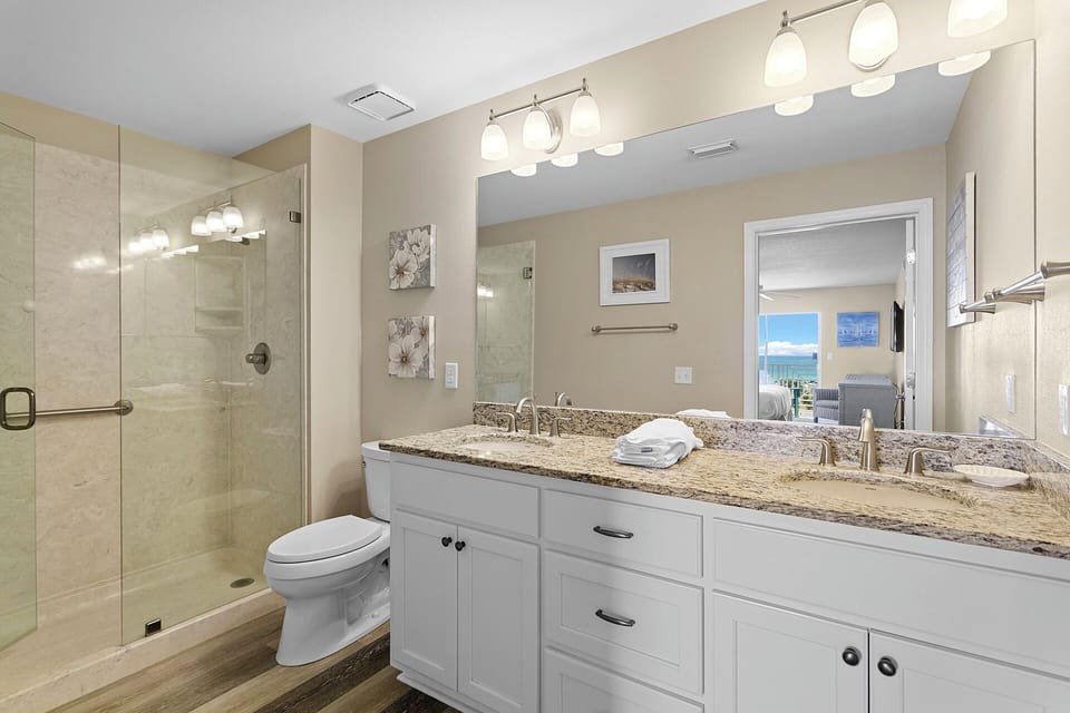Amalfi Coast 415B Master Bathroom
